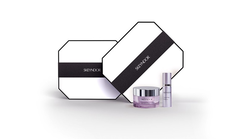 Cofres de Navidad Skeyndor 2002. Corrective