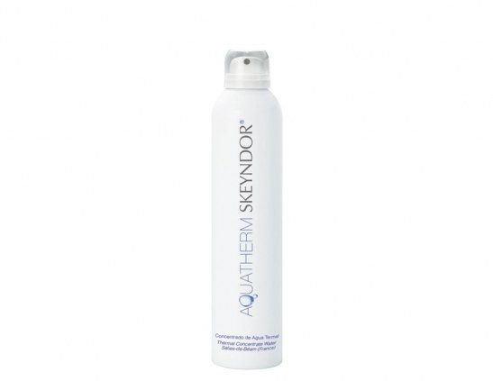 Los 10 productos de cosmética para el verano que no podrás dejar de llevar en tu neceser