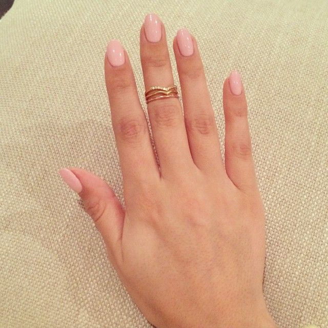 La manicura natural también está de moda