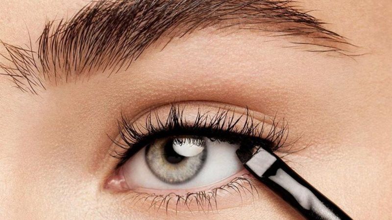 ¿Qué es la técnica tightlining o eyeliner invisible? Cosmética Roger
